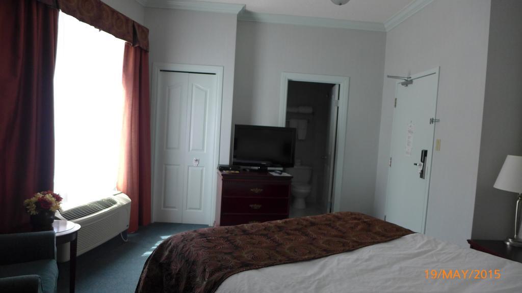 The Bridgeport Inn Fort Mcmurray Ruang foto