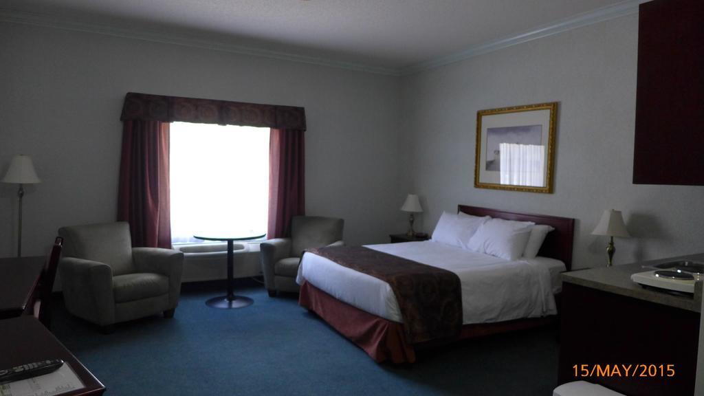 The Bridgeport Inn Fort Mcmurray Ruang foto